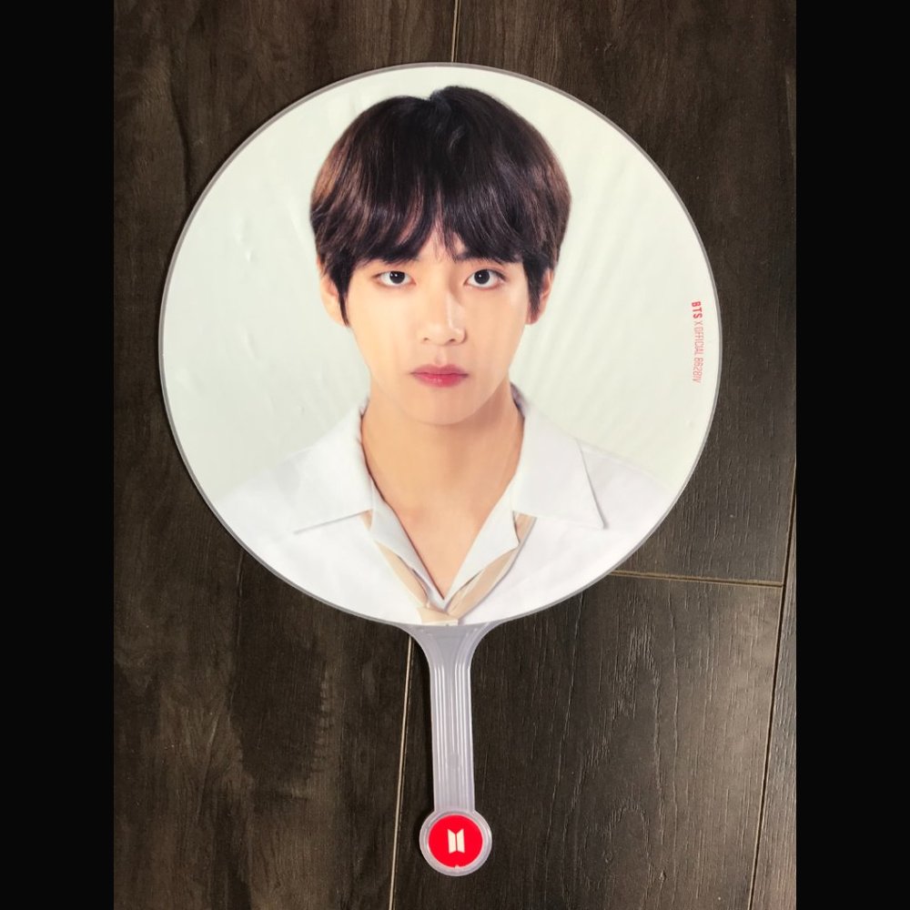 BTS V Picket fan from Love YourSelf Tour Kpop bangtan
